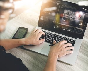 Webinar_AdobeStock_114195226_klein_Zuschnitt